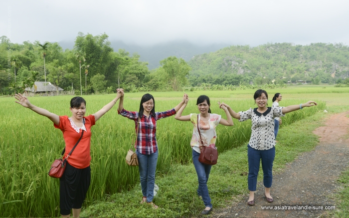 Our travel consultants in Mai Chau 