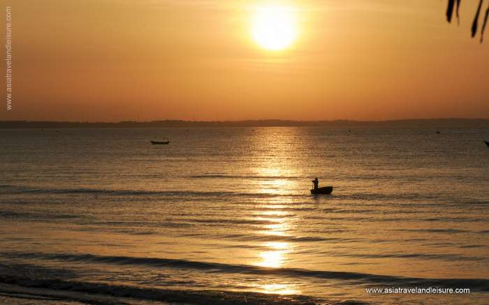 Sunset on Mui Ne beach