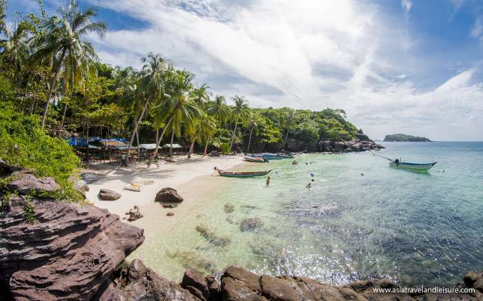 Crystal clear water in Phu Quoc