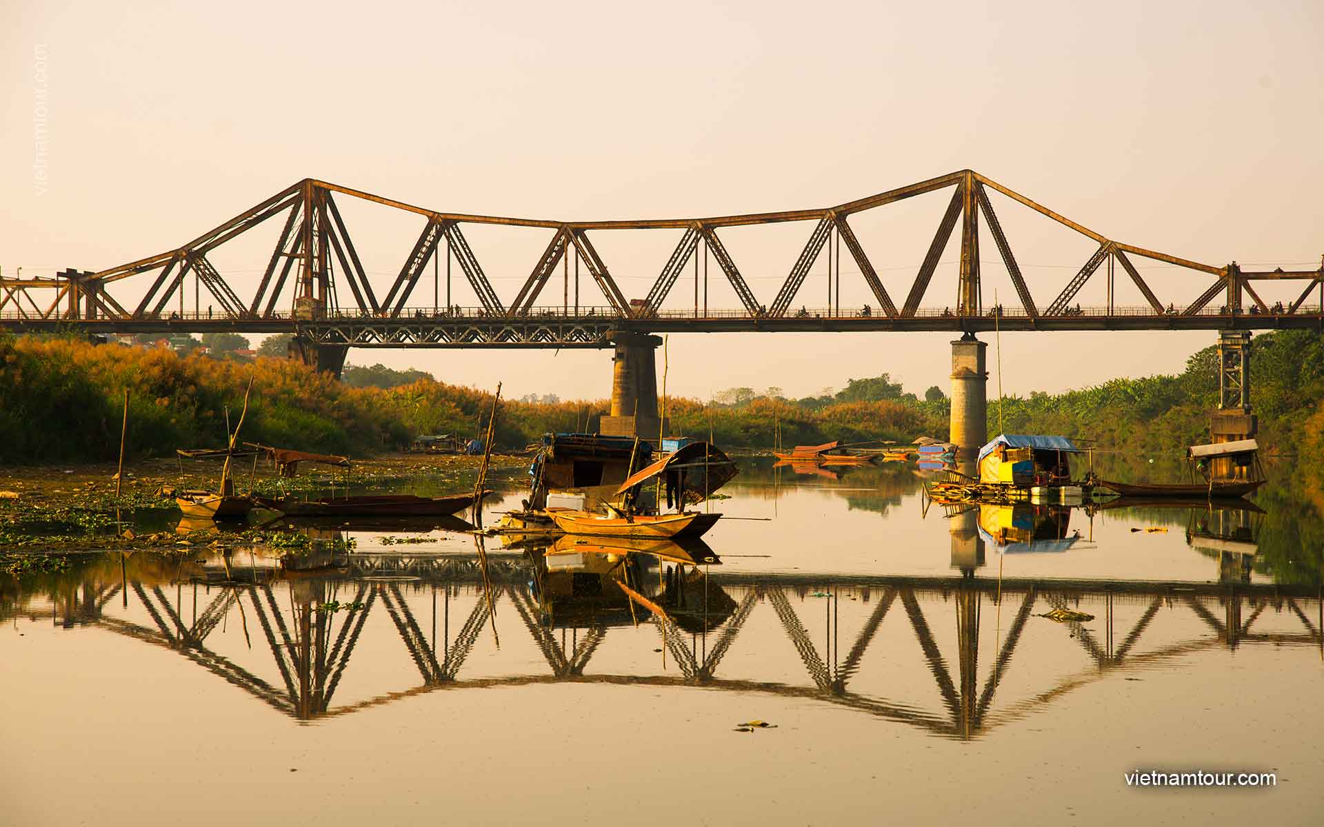 Vietnam Hanoi Long Bien Bridge 2 b3ecc
