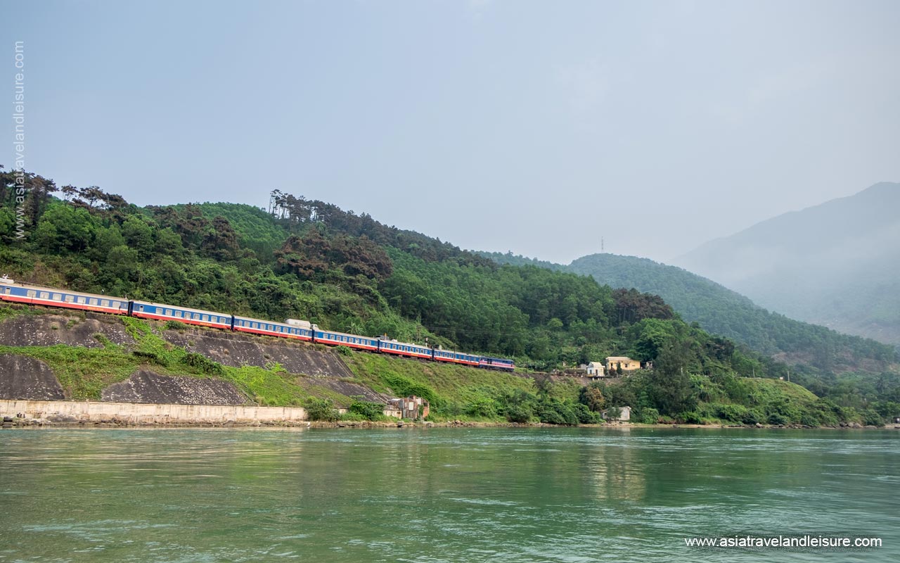 Lang Co Bay Hue 1